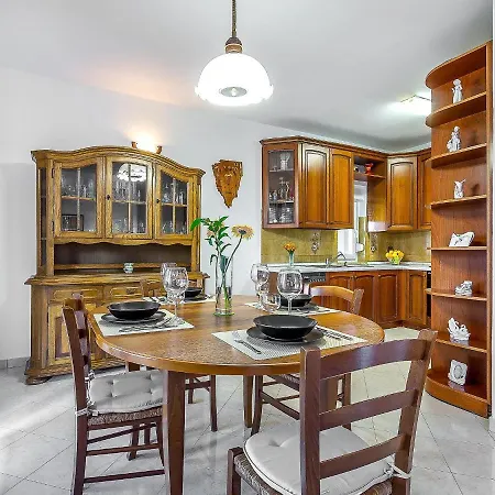 Apartman Hrvoje Póla
